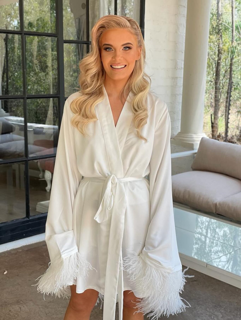 Short Bell Sleeve Ostrich Feather Robe